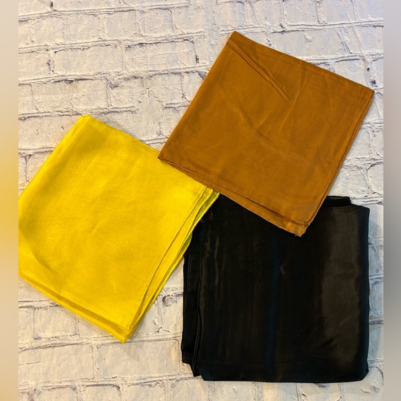 LOT OF (3) VINTAGE SILK & RAYON BLEND SHEER HAND ROLLED JAPAN MADE SMALL SCARVES - Picture 1 of 8